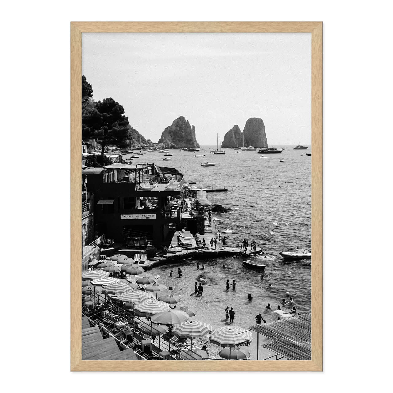 Black & White Capri Print A2 Natural Timber Frame